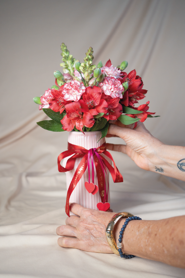 Vaso Rosa com Flores