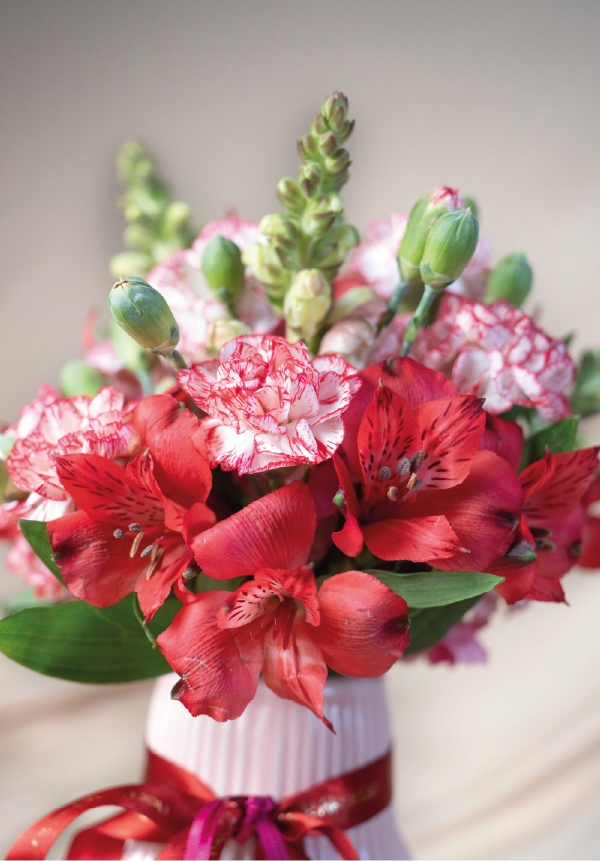 Vaso Rosa com Flores